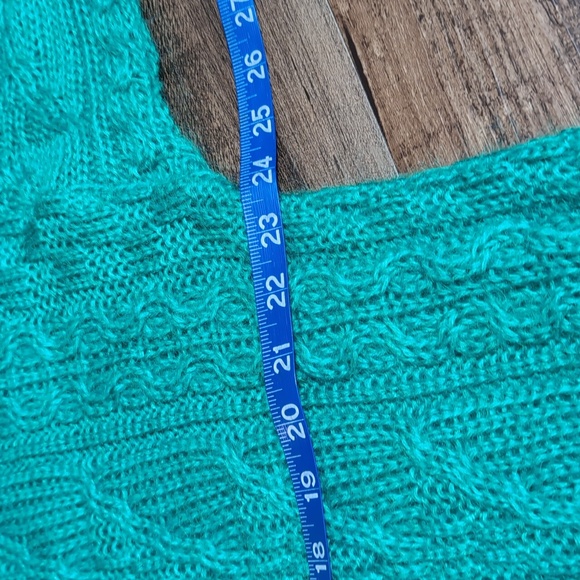 Irish Homecraft Naturally Oiled Irish Wool Loose Knit Sweater Size Large Emerald - Picture 6 of 7